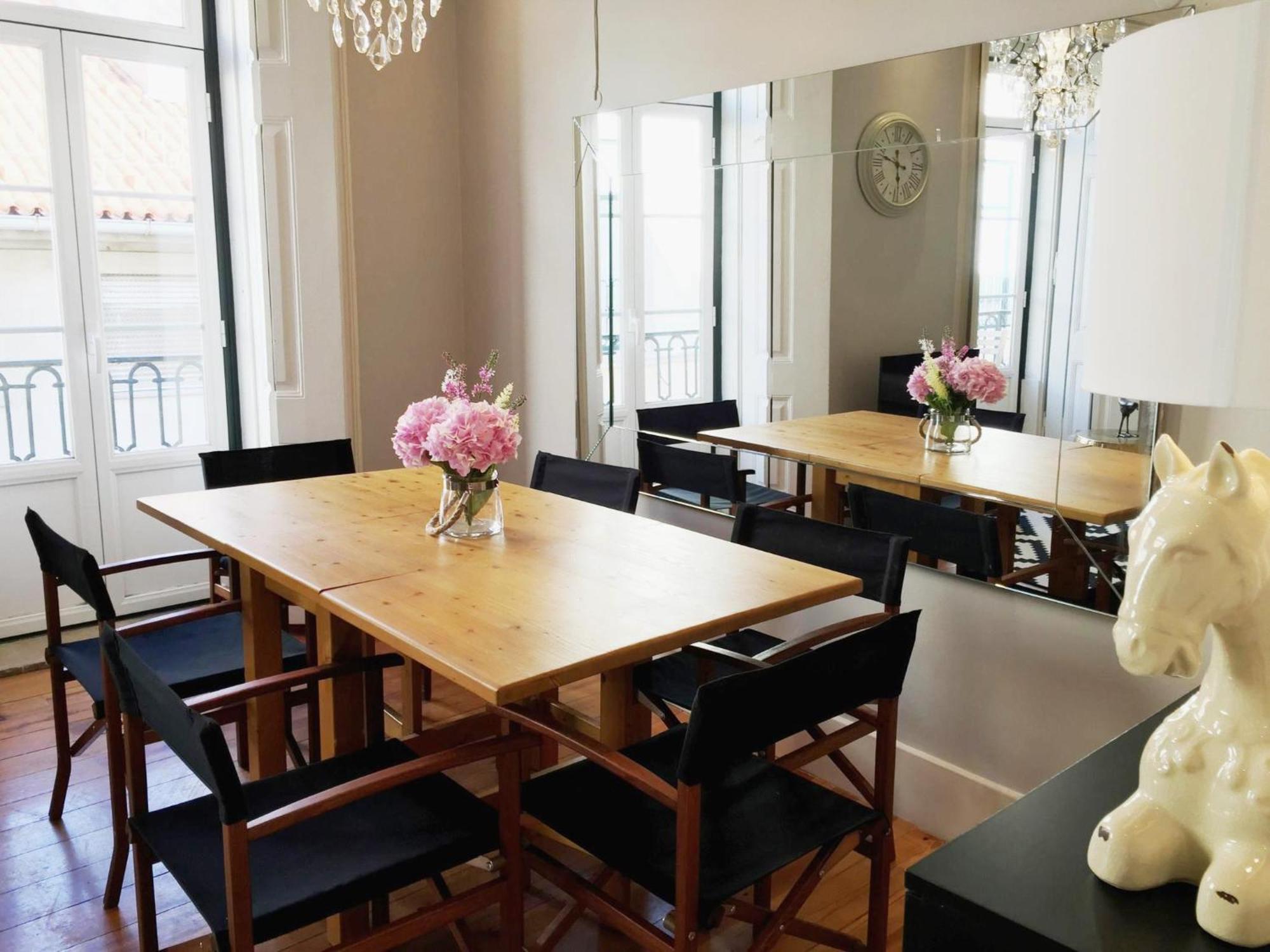Sm2 Romantic Home By The Gardens Pr Real & Bairro Alto Lissabon Buitenkant foto