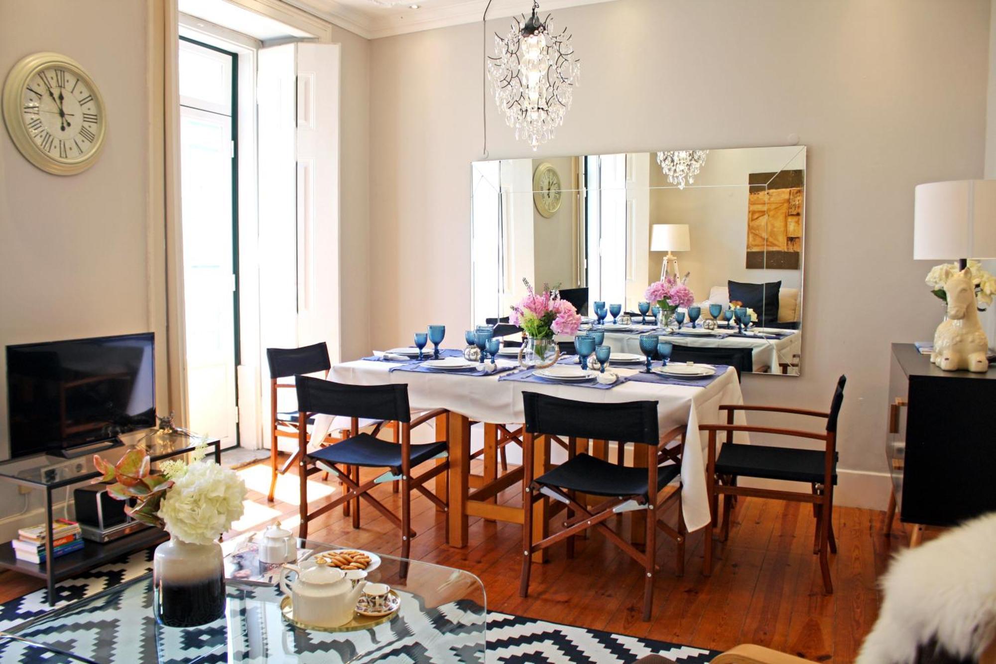 Sm2 Romantic Home By The Gardens Pr Real & Bairro Alto Lissabon Buitenkant foto
